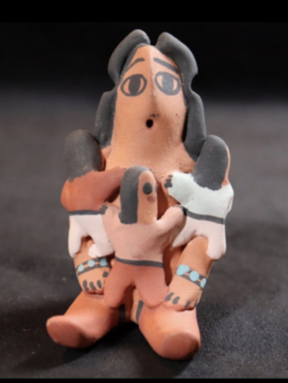 Native Navajo Storyteller Pottery Mini Figurine w/babies Signed by G. Bitonie